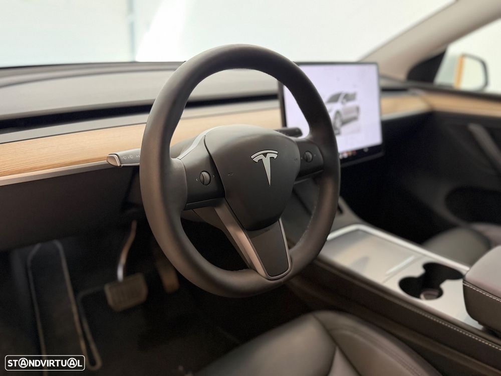 Tesla Model Y Standard - 6