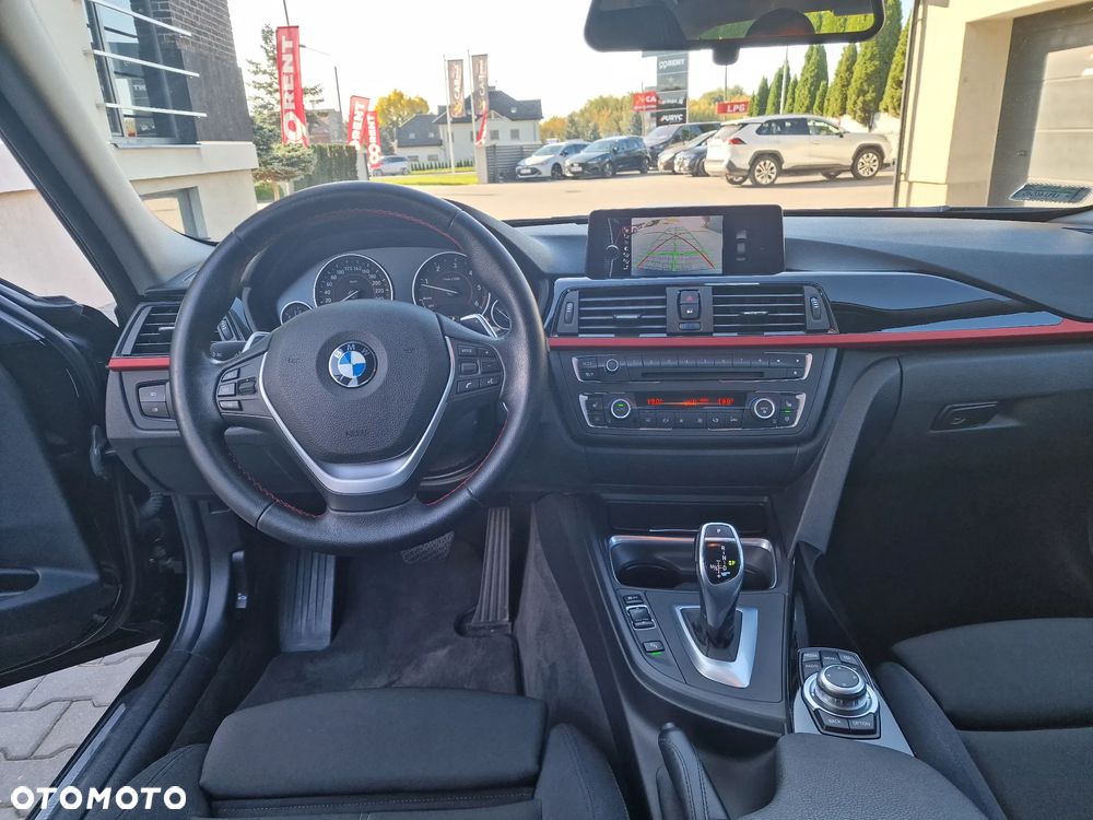 BMW Seria 3 320d Sport-Aut Sport Line - 11