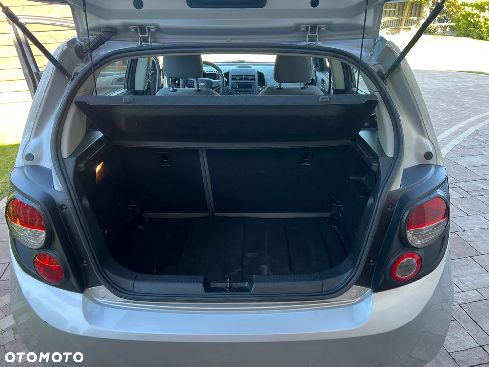Chevrolet Aveo 1.2 LS - 26