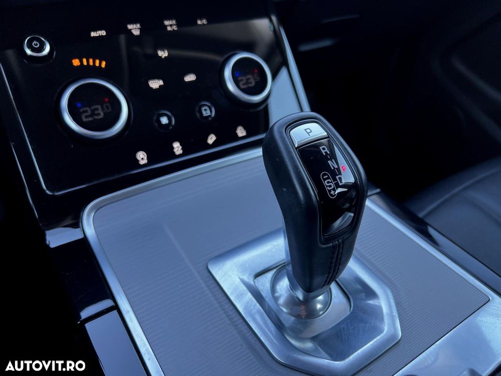 Land Rover Range Rover Evoque - 12