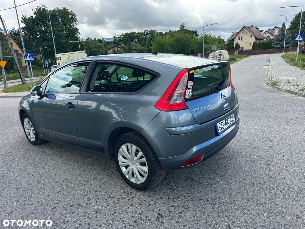 Citroën C4 1.4 16V VTR - 11