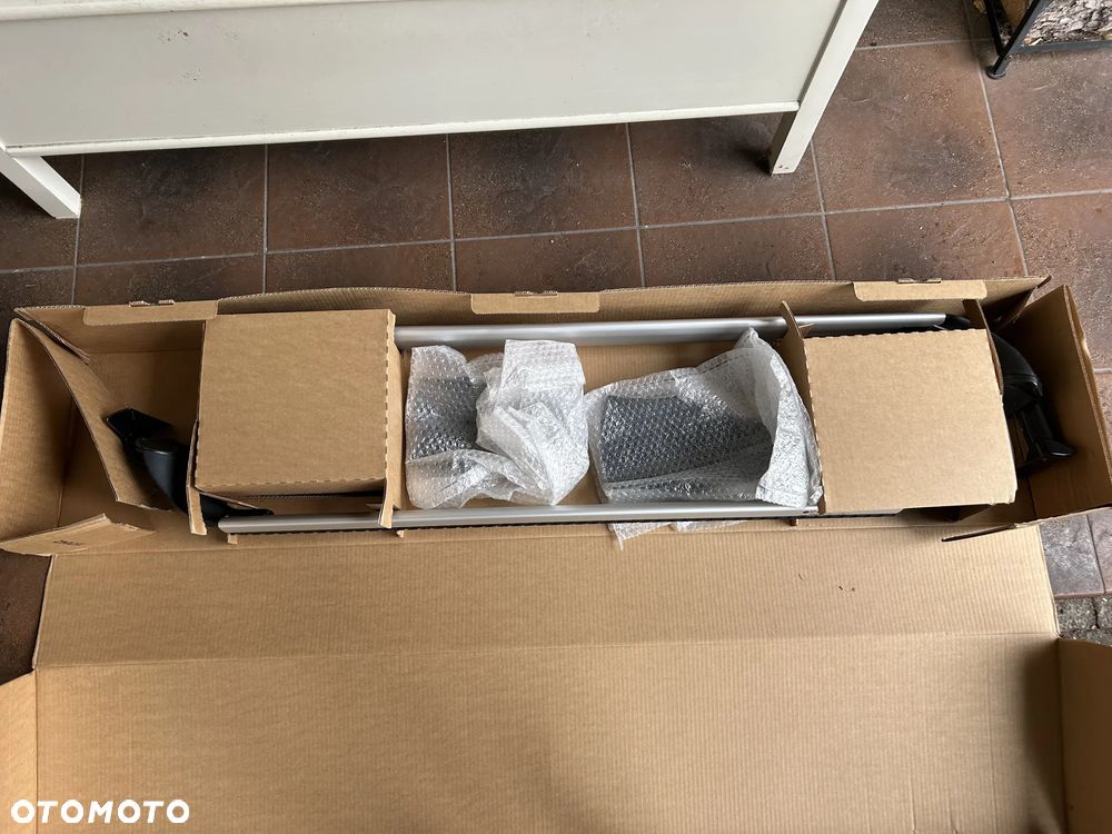 Bagażnik do Toyoty CHR oryginalny - 1