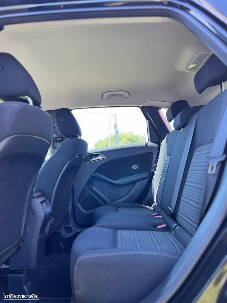 Mercedes-Benz B 180 CDi BlueEfficiency Aut. - 13