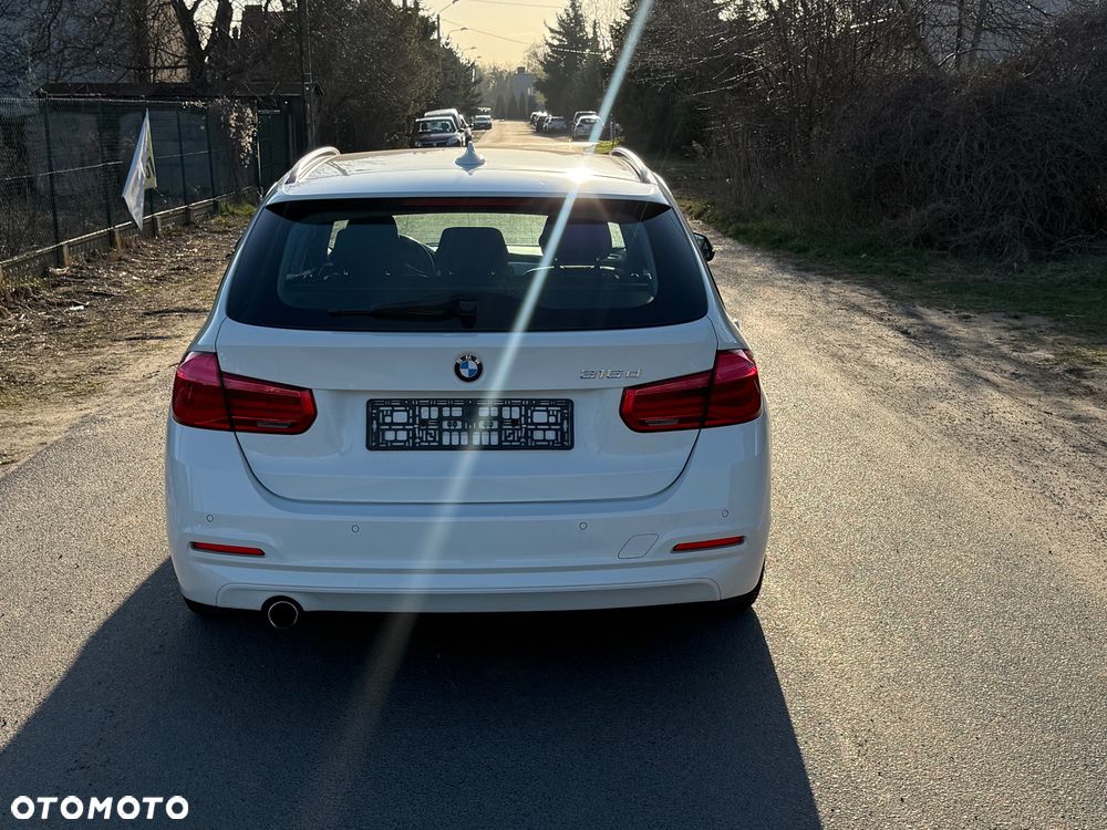 BMW Seria 3 316d Sport Line - 10