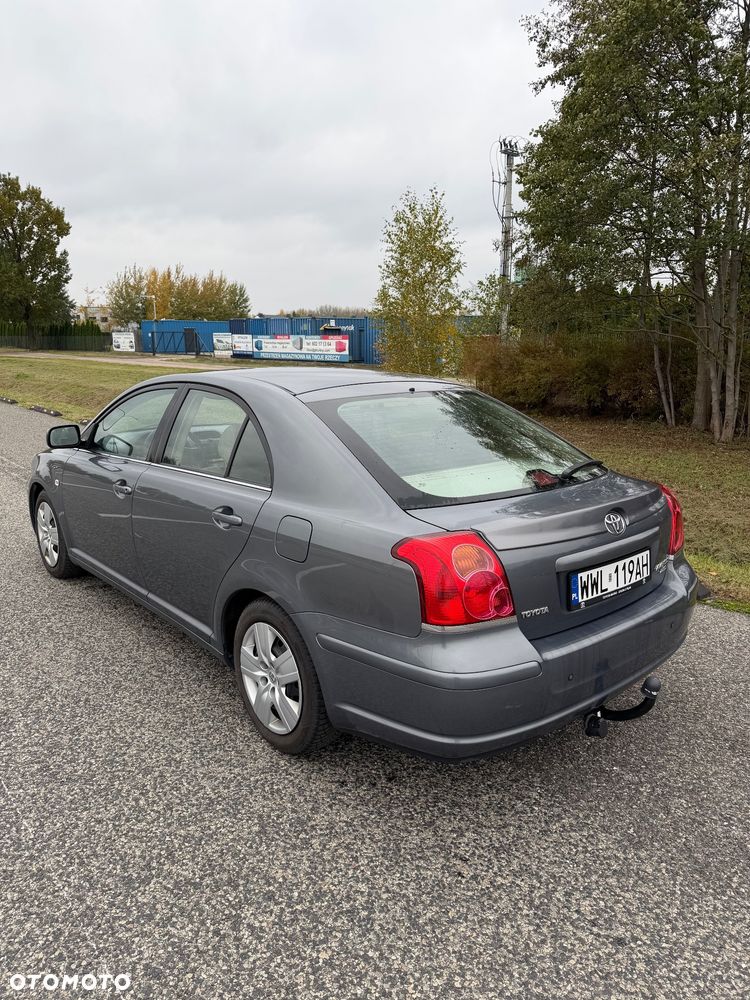 Toyota Avensis 2.0 VVT-i Prestige - 5