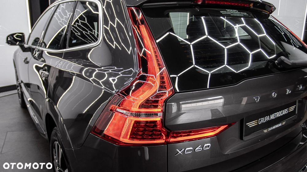 Volvo XC 60 B4 B Plus Bright - 14