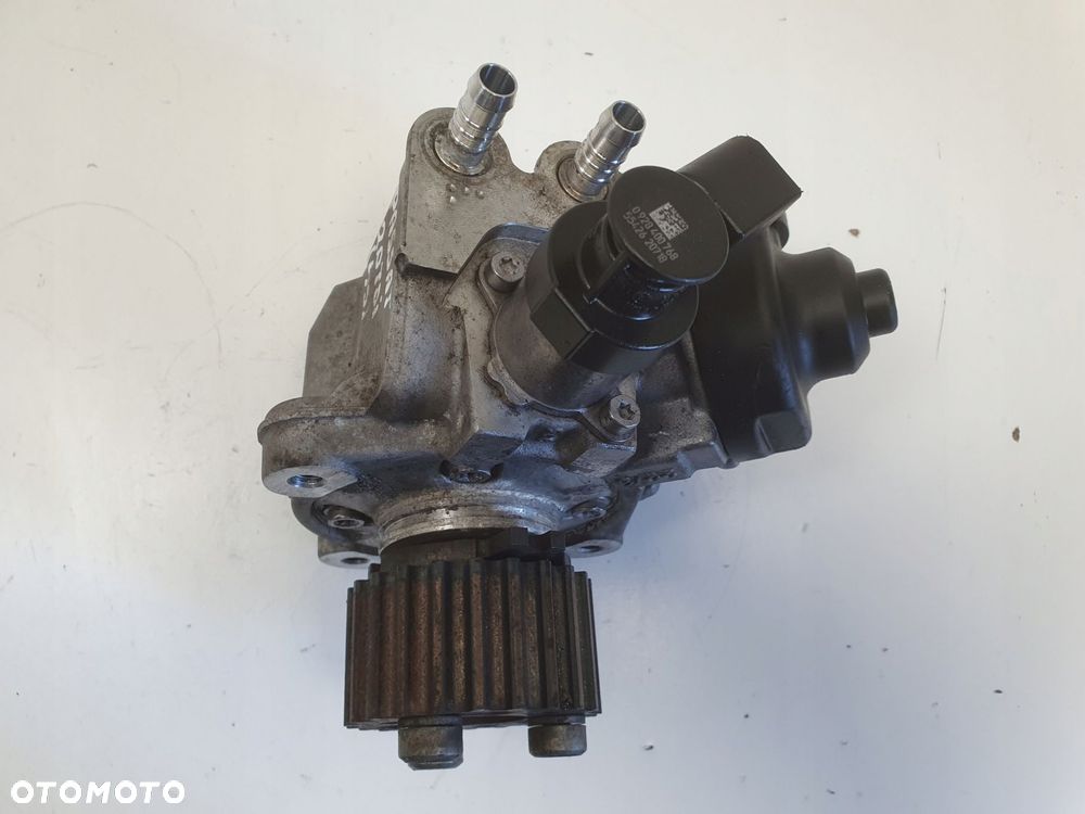 VW Passat B6 2.0 TDI POMPA PALIWA Wtryskowa 0928400768 - 2