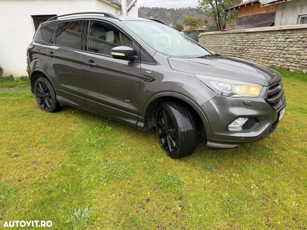 Ford Kuga - 2
