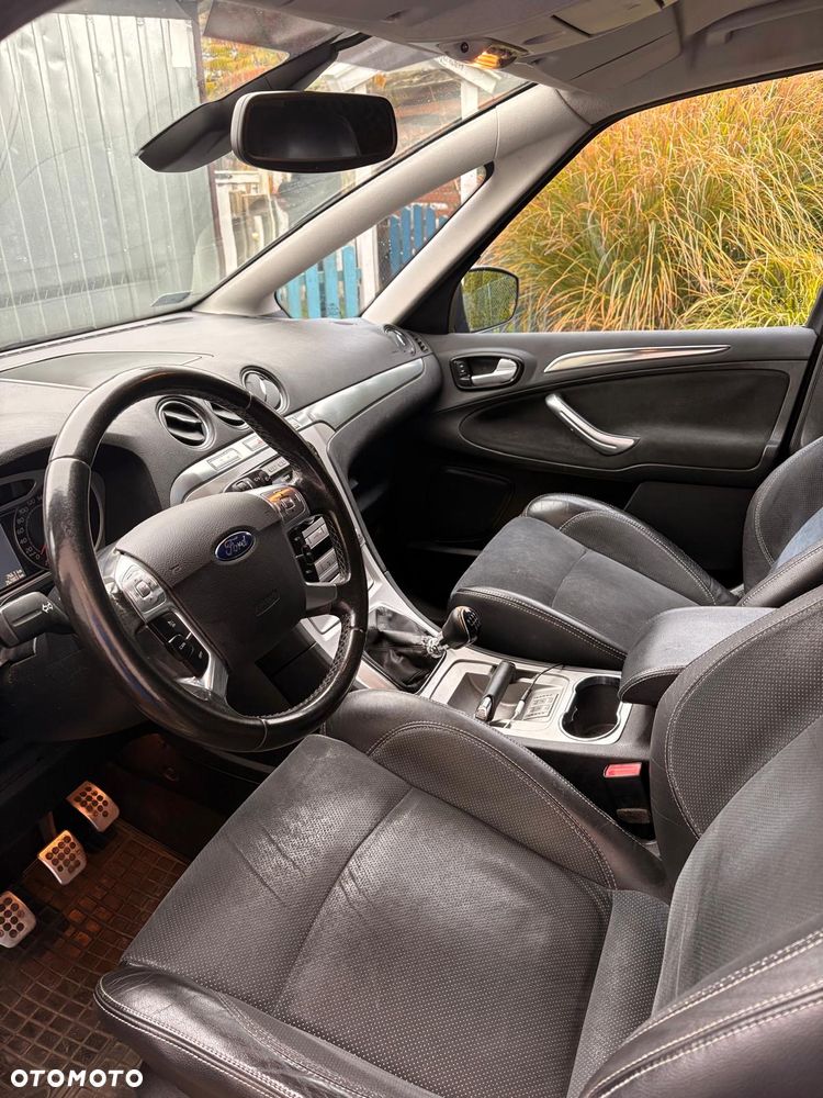 Ford S-Max - 15