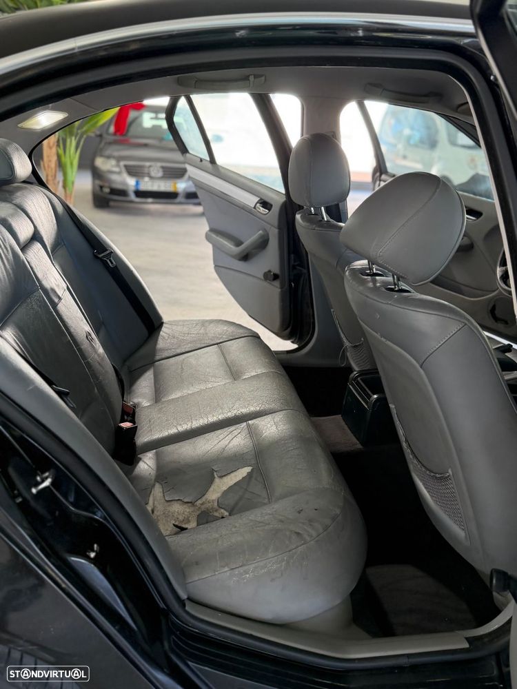 BMW 320 d - 8