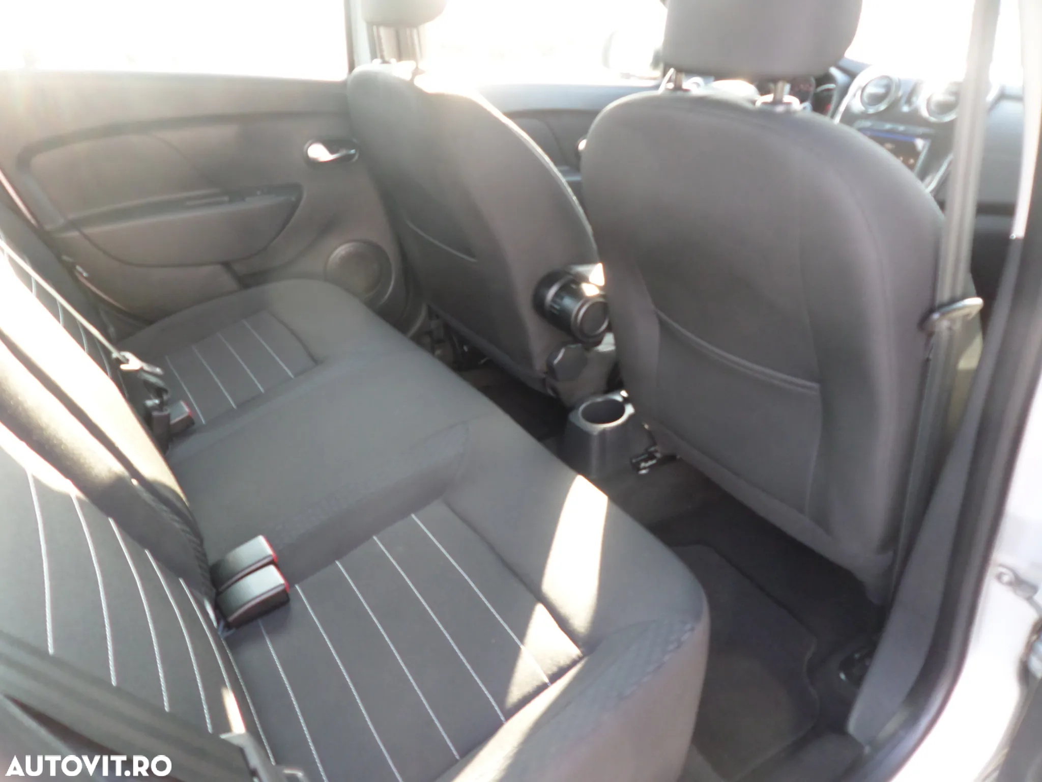 Dacia Logan - 6