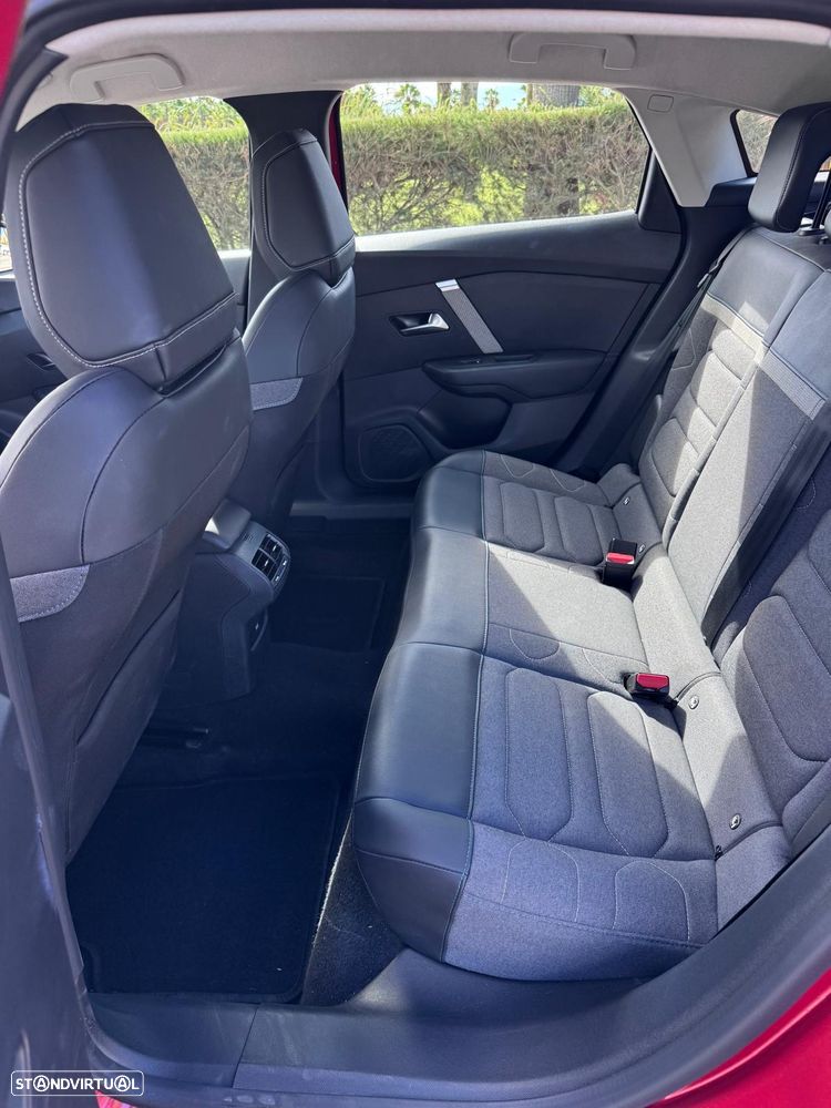 Citroën C4 X 1.2 PureTech Feel Pack EAT8 — fotografia 16