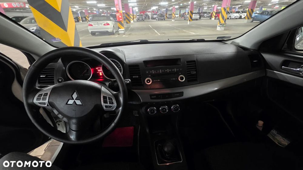 Mitsubishi Lancer 1.8 DID Invite - 23