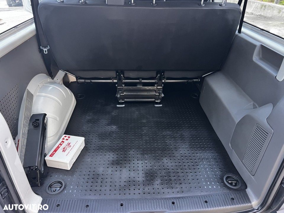 Volkswagen Transporter - 25