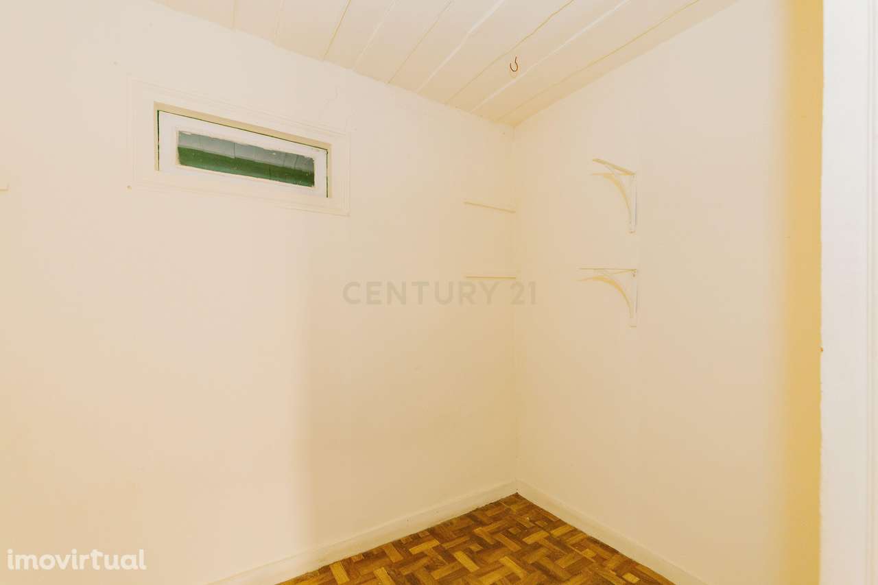 Apartamento para Remodelação à Venda em Alfama - Grande imagem: 5/13