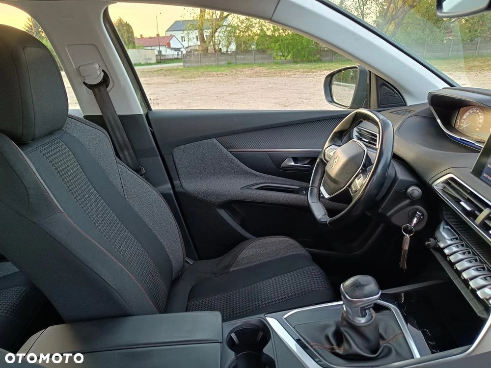 Peugeot 3008 BlueHDi 130 Stop & Start Active - 28