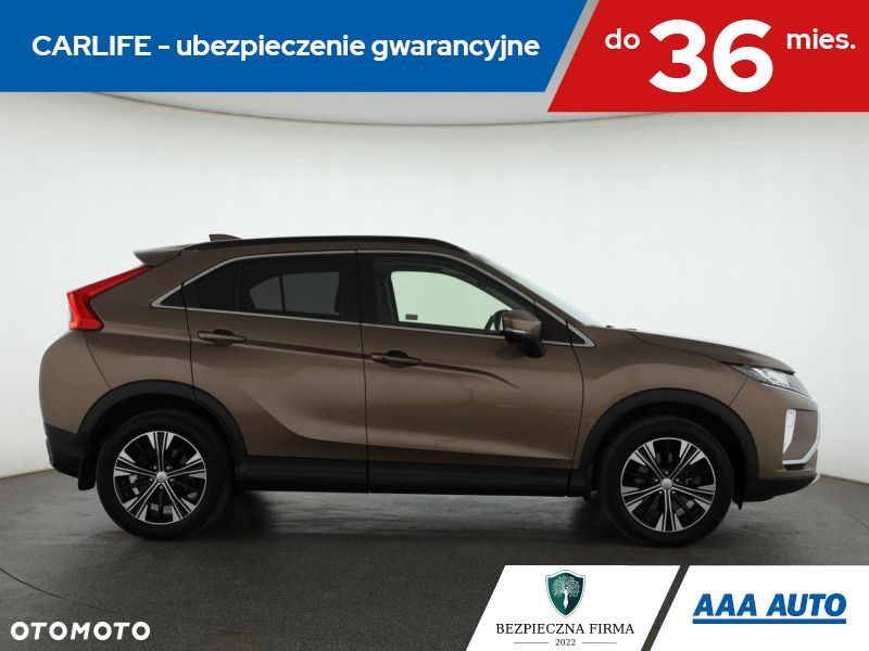 Mitsubishi Eclipse Cross - 8