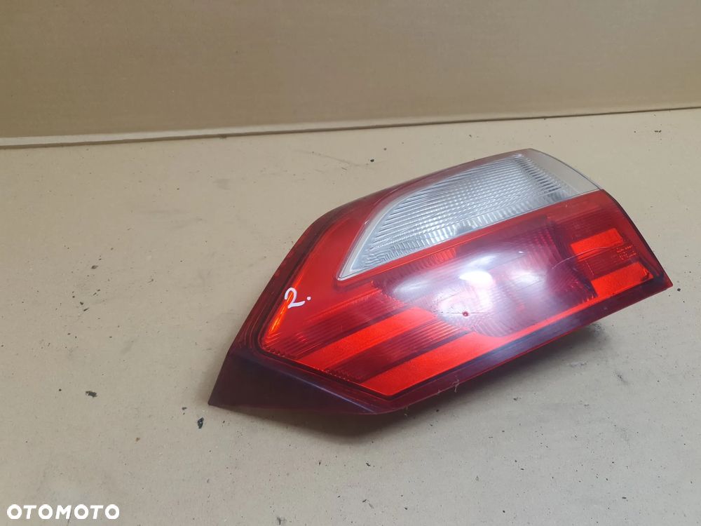 FORD GRAND C-MAX II MK2 LIFT LAMPA PRAWA TYŁ W KLAPĘ - 4