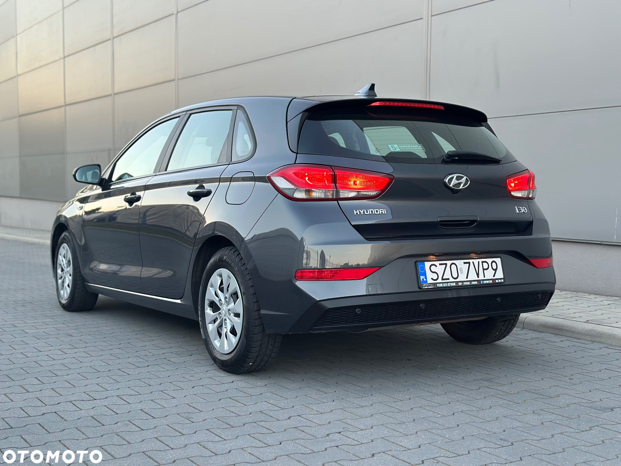 Hyundai i30 1.5 DPI Classic + - 6