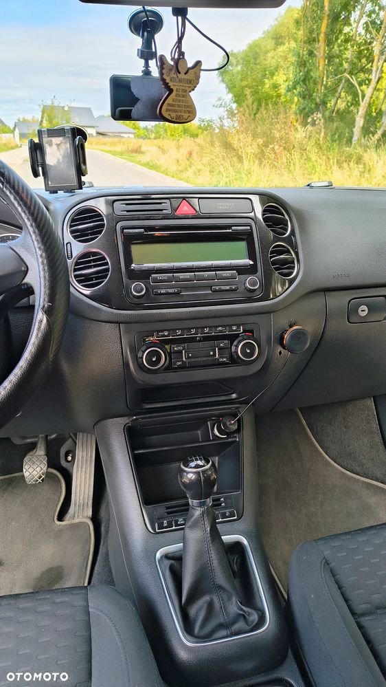 Volkswagen Tiguan - 23