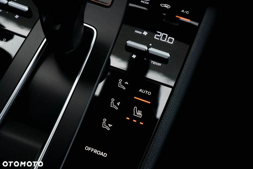 Porsche Macan S - 27