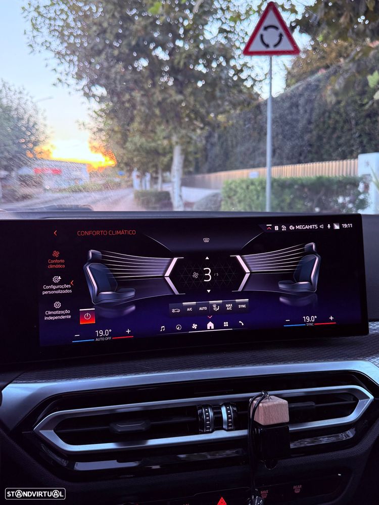 BMW i4 - 25
