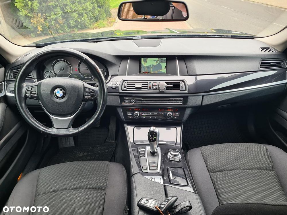BMW Seria 5 520d Modern Line - 9
