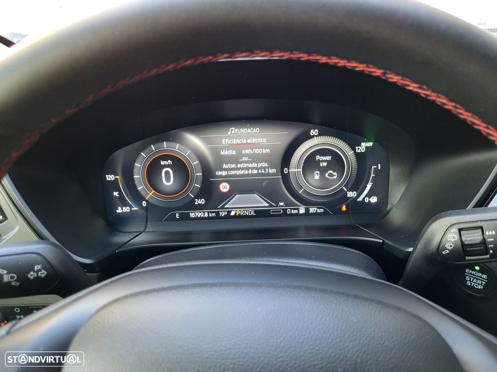 Ford Kuga - 14