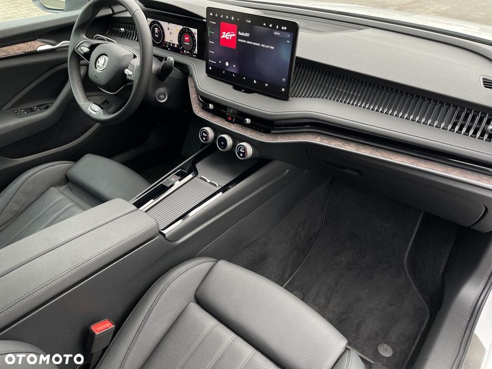 Skoda Superb 2.0 TSI 4x4 L&K DSG - 8