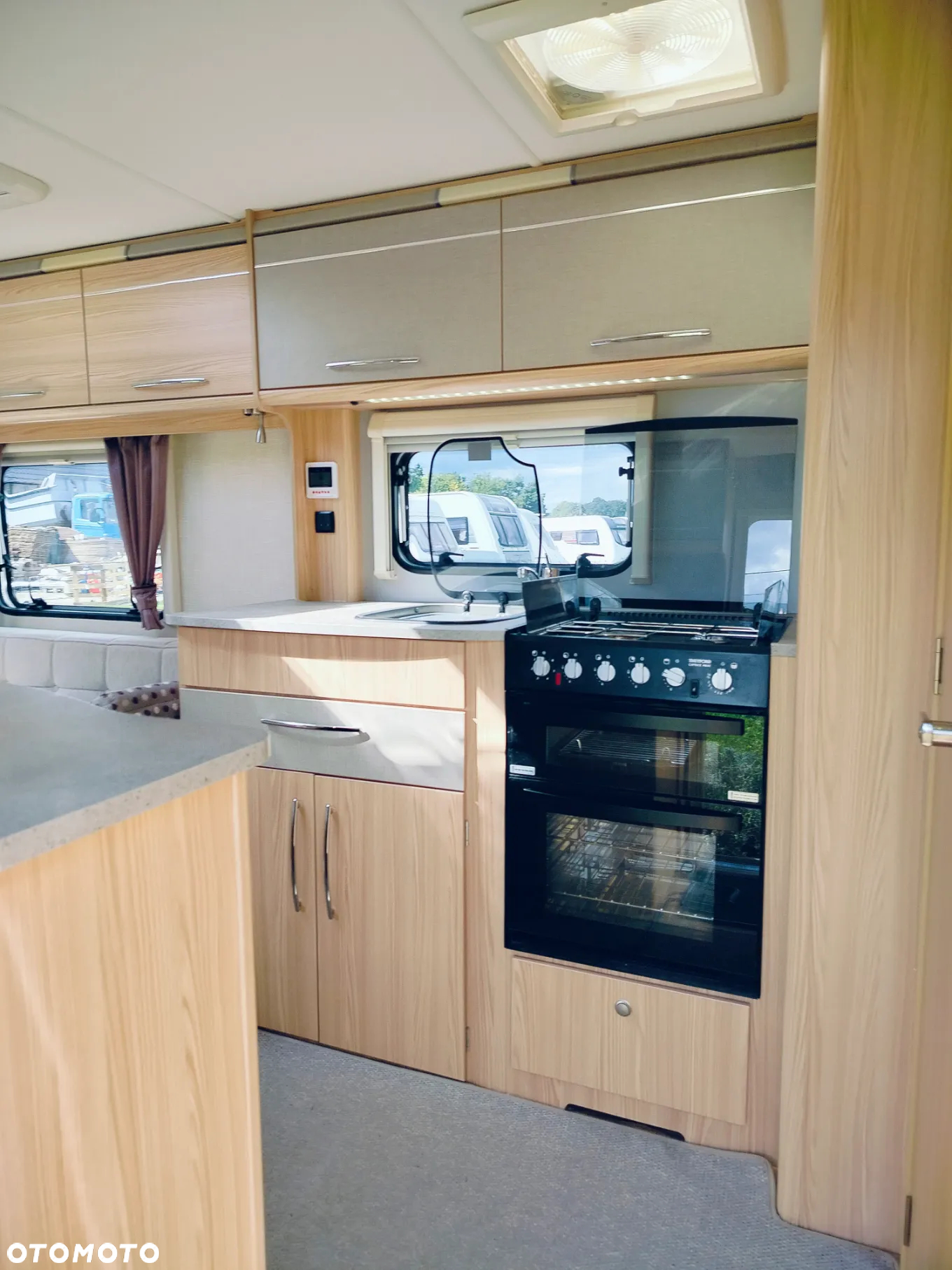 Coachman Wanderer Lux 15/2 - 3
