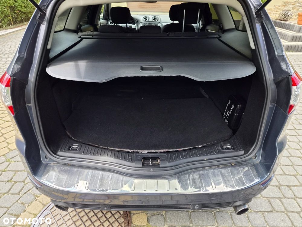 Ford Mondeo 2.0 T Ghia MPS6 - 12