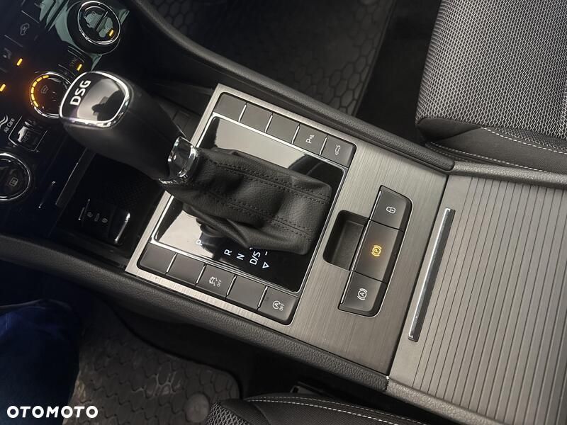 Skoda Superb 2.0 TDI SCR Style DSG - 17