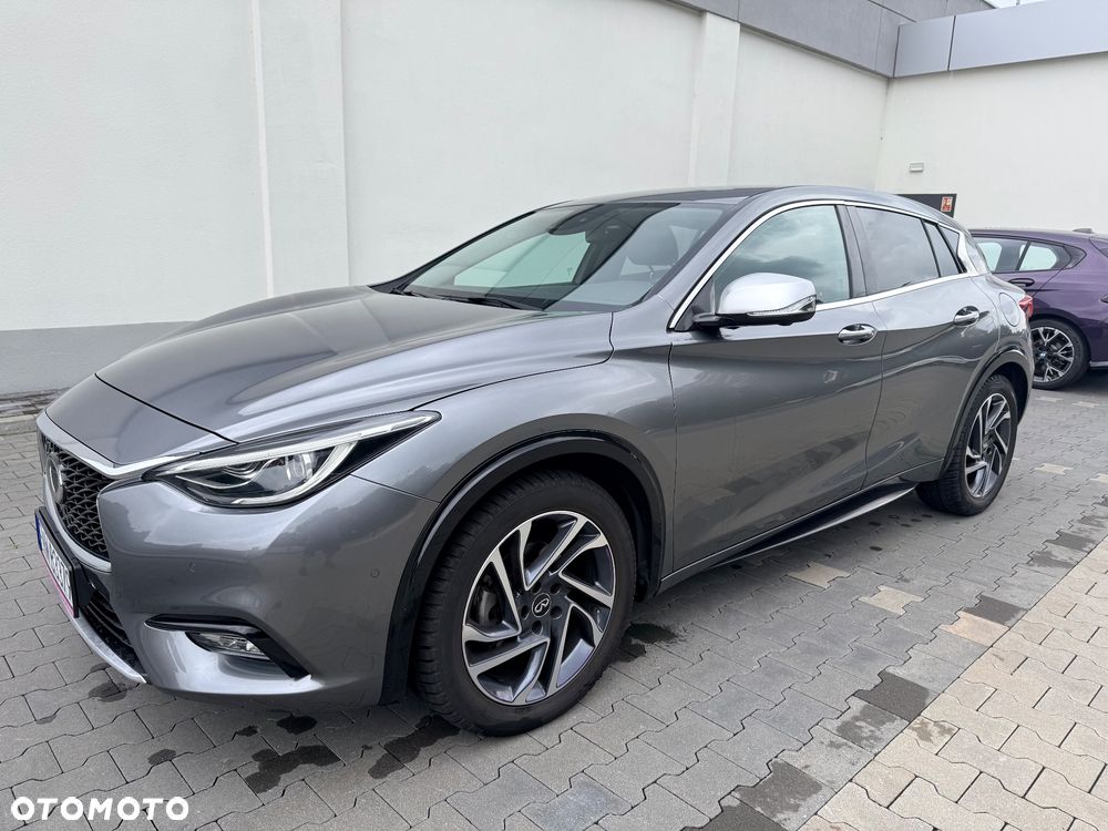 Infiniti Q30 1.5d Business Executive 7DCT - 1