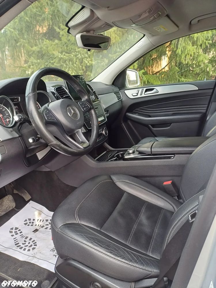 Mercedes-Benz GLE - 17