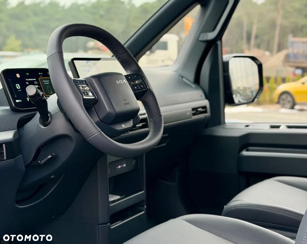 Kia PV5 - 11