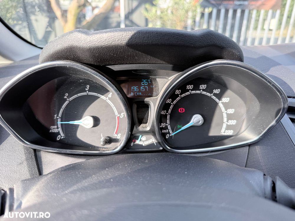 Ford Fiesta 1.5 TDCi Celebration - 14