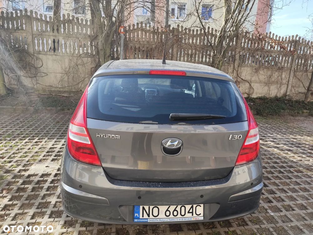 Hyundai i30 1.4 Comfort - 10