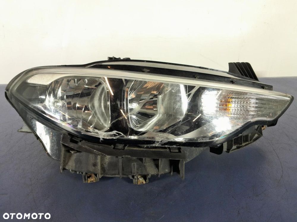 FIAT TIPO II REFLEKTOR LAMPA PRZÓD PRAWY 52094990 - 2