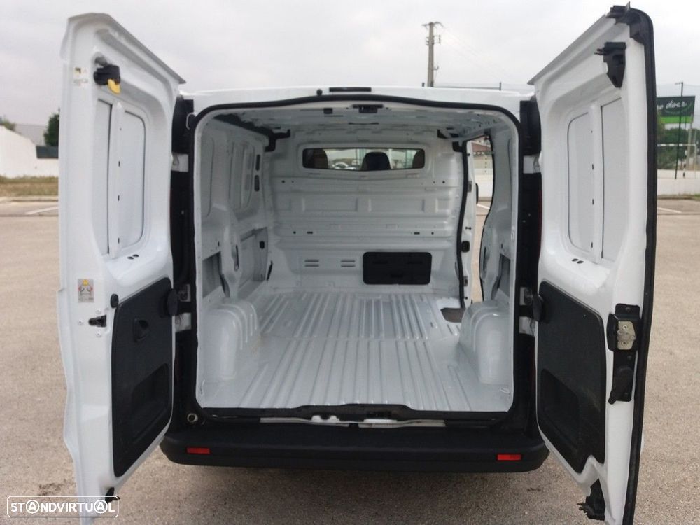 Renault Trafic 1.6 dCI L1 H1 116cv - 3 LUG - AC - IVA DEDUTÍVEL - 9