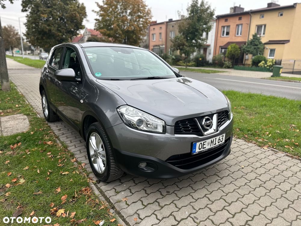 Nissan Qashqai - 1