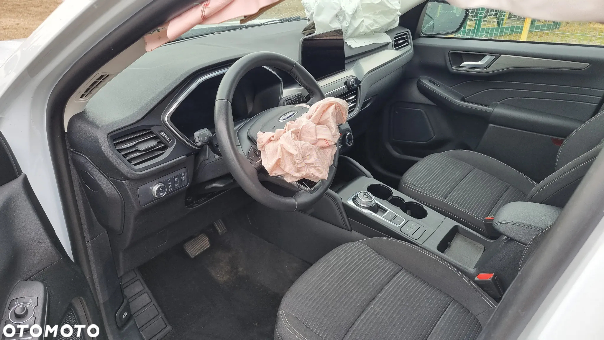 Ford Kuga 2.5 FHEV AWD Graphite Tech Edition e-CVT - 19