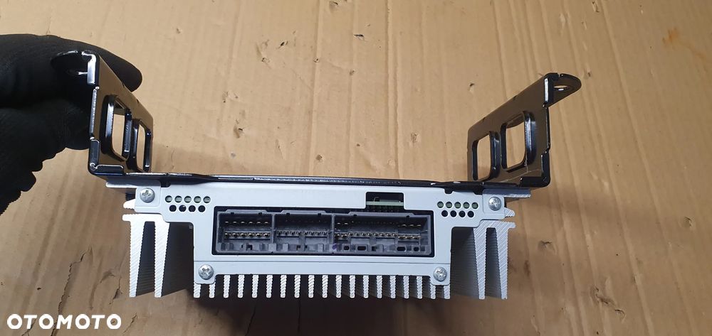 Wzmacniacz radia nawigacji Hyundai ix35 963702Y000 - 5