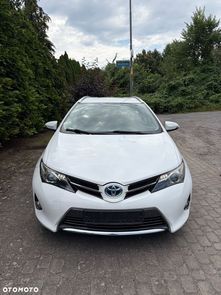 Toyota Auris - 1