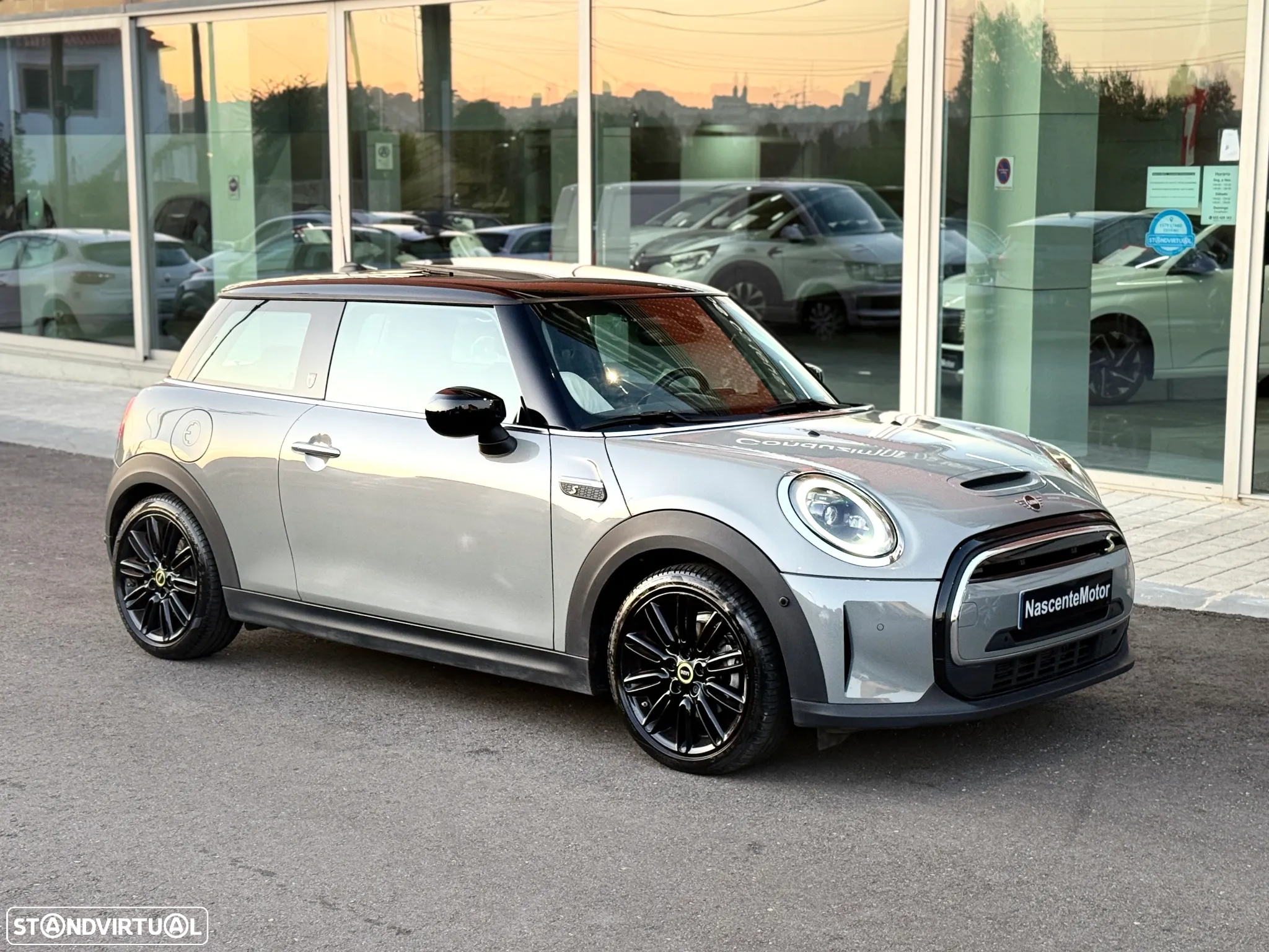 MINI 3 Portas Cooper SE Premium Yours - 3