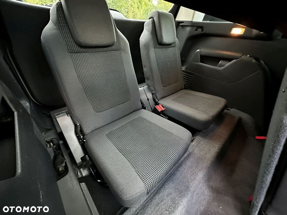 Peugeot 5008 HDI FAP 150 Allure - 28