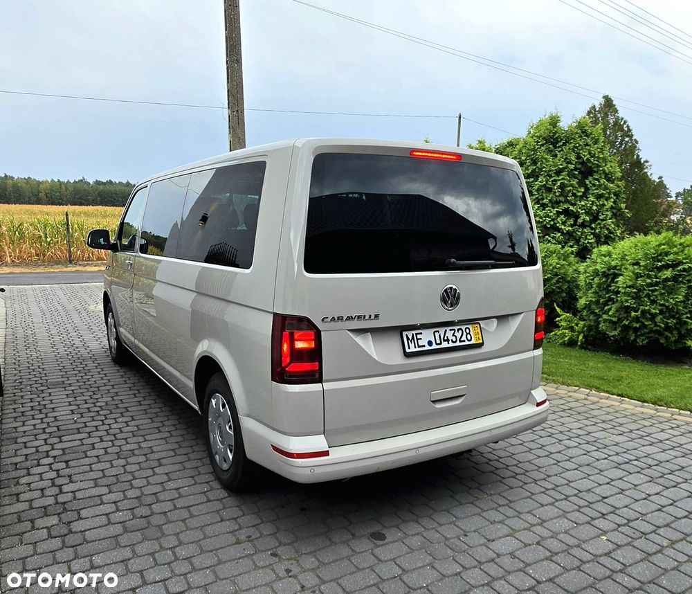 Volkswagen Caravelle - 5
