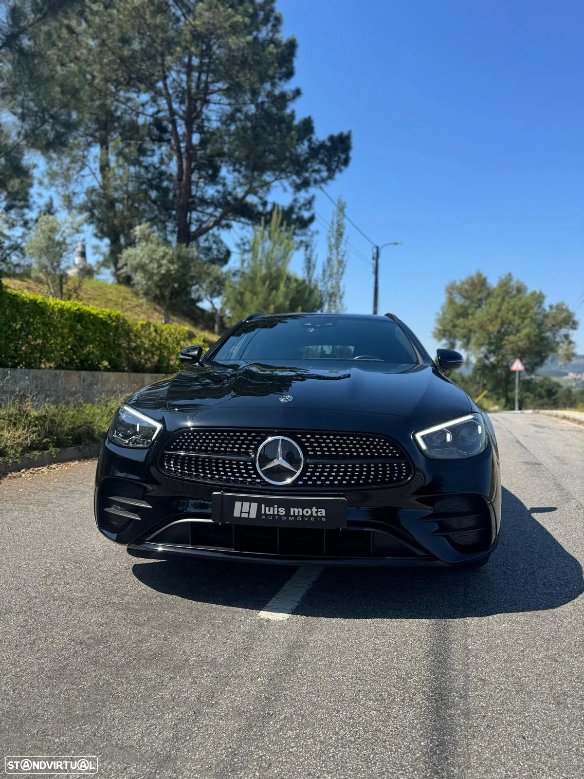 Mercedes-Benz E 300 de AMG Line - 4