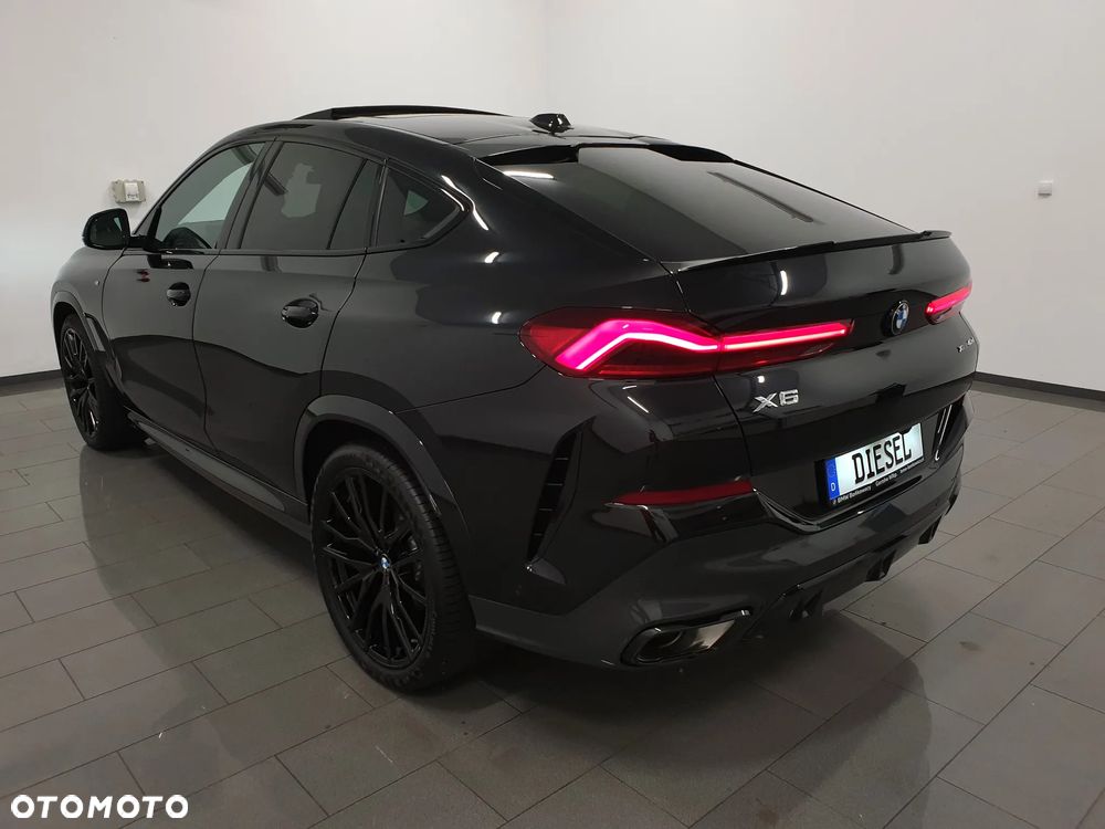 BMW X6M - 4