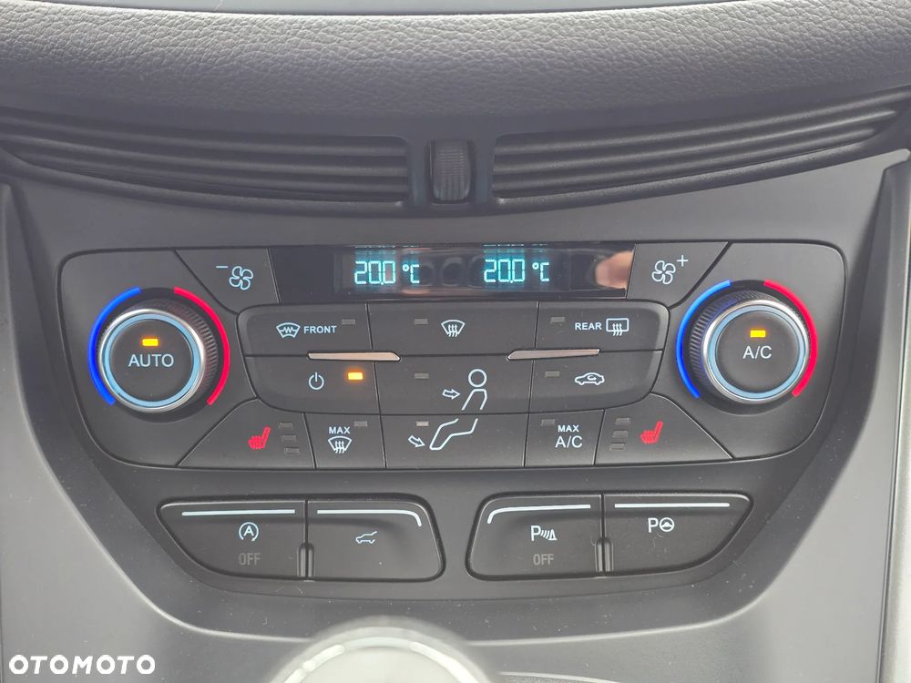 Ford Kuga 1.5 EcoBoost FWD Titanium ASS - 24