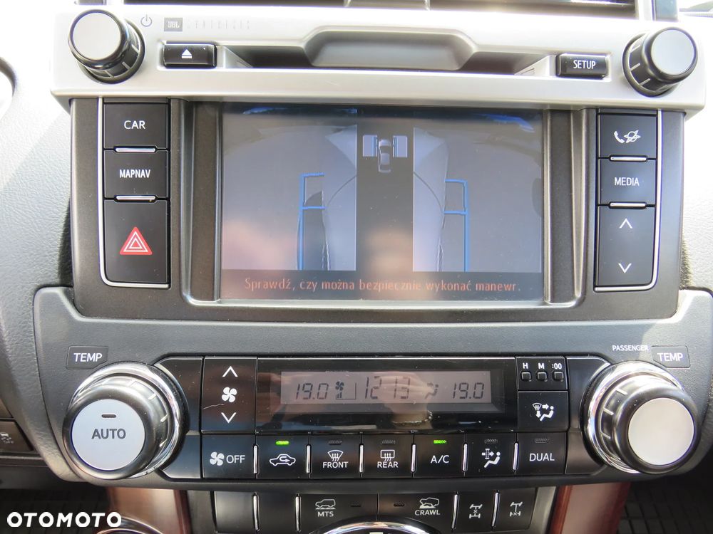 Toyota Land Cruiser LC 2.8 D-4D Invincible - 24